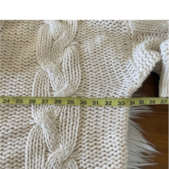 Boutique Hyfve ivory cream cable knit turtleneck sweater oversized - Picture 6 of 9